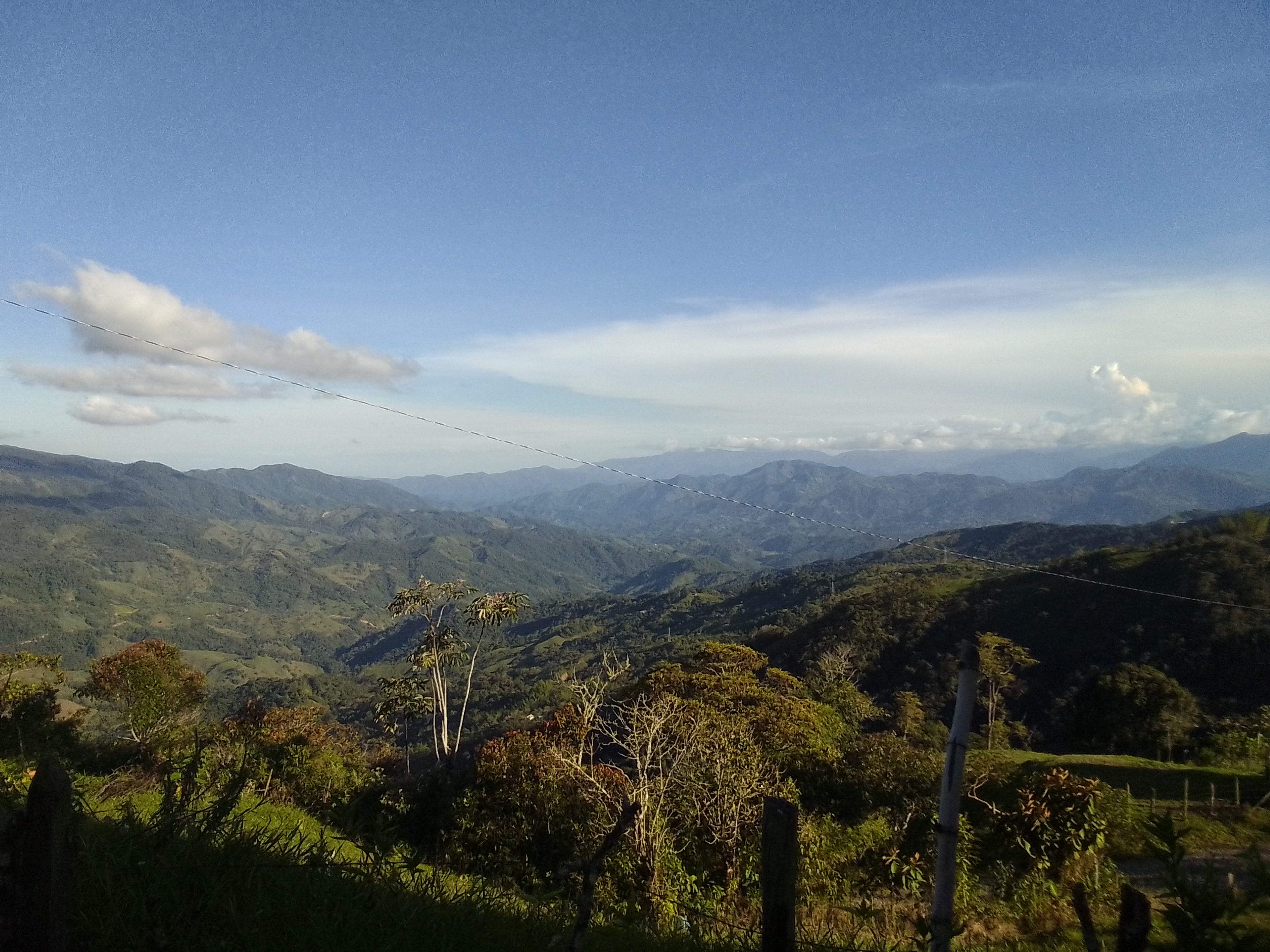 TIERRA · UBICACIÓN APROXIMADA 2